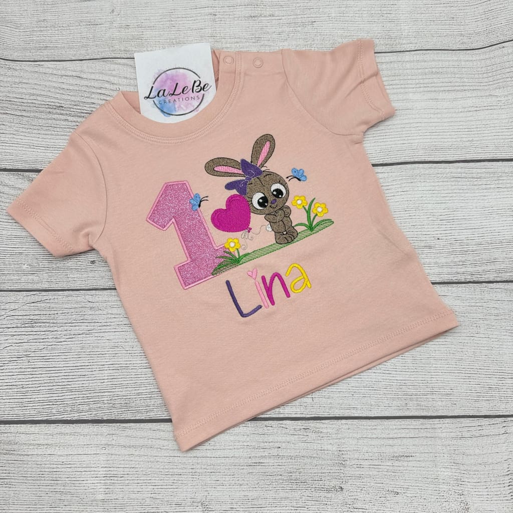 Hasen Geburtstagsshirt für Mädchen personalisiert mit Name