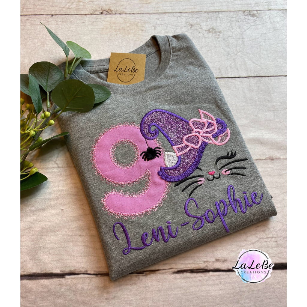 Hexe-Katze Geburtstags-T-Shirt