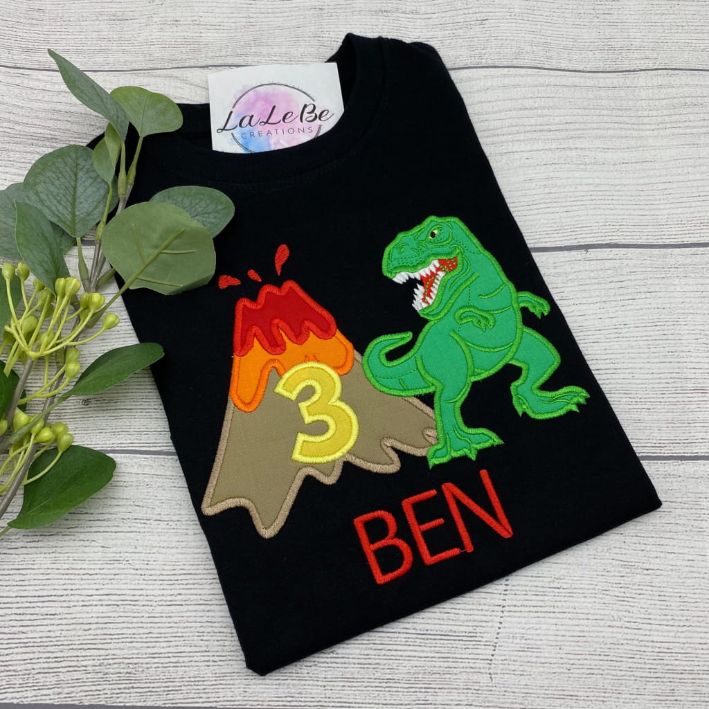 T-Rex und Vulkan Geburtstags-T-Shirt