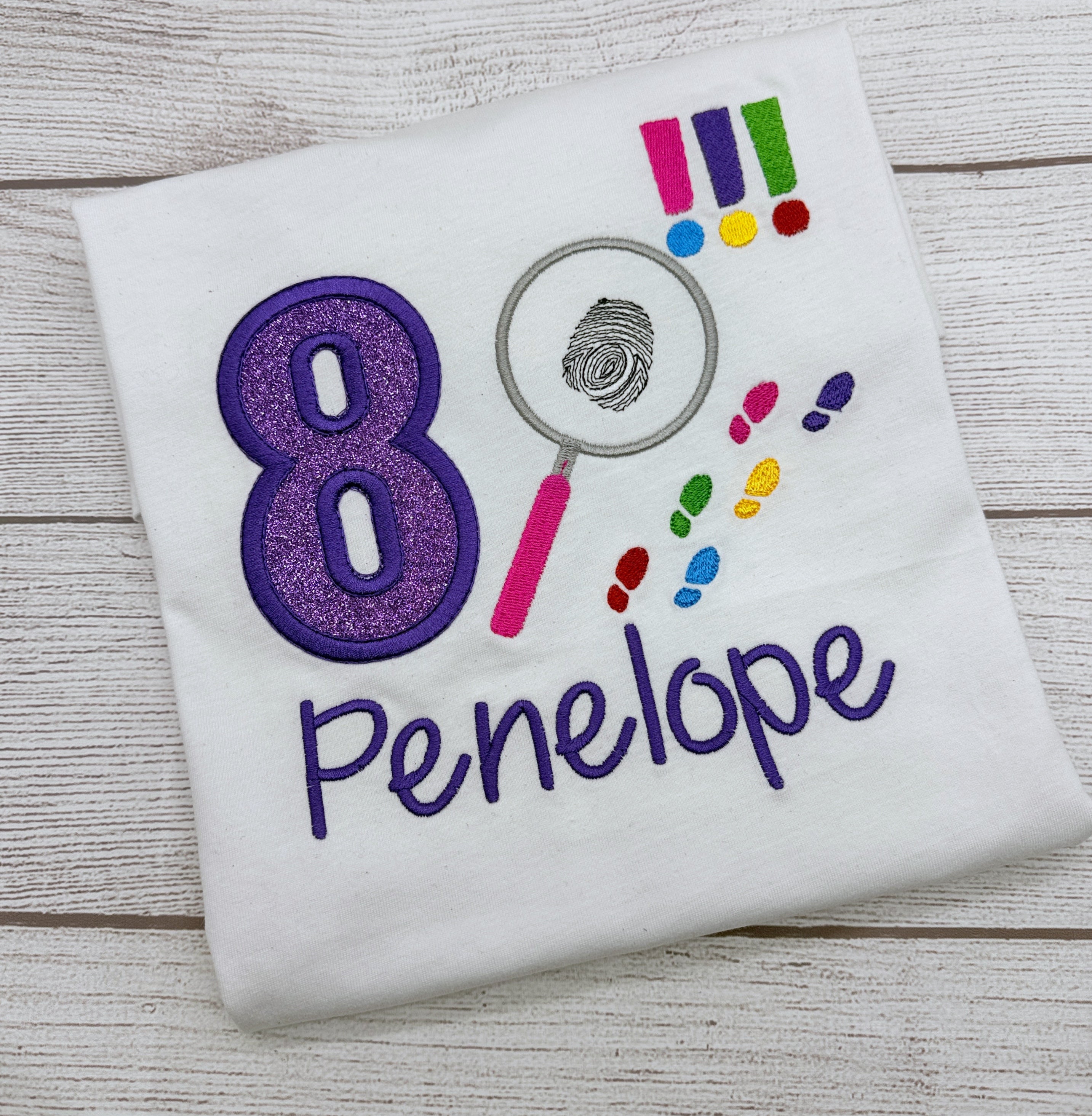 Detektiv Geburtstags-Shirt personalisiert mit Name und Alter