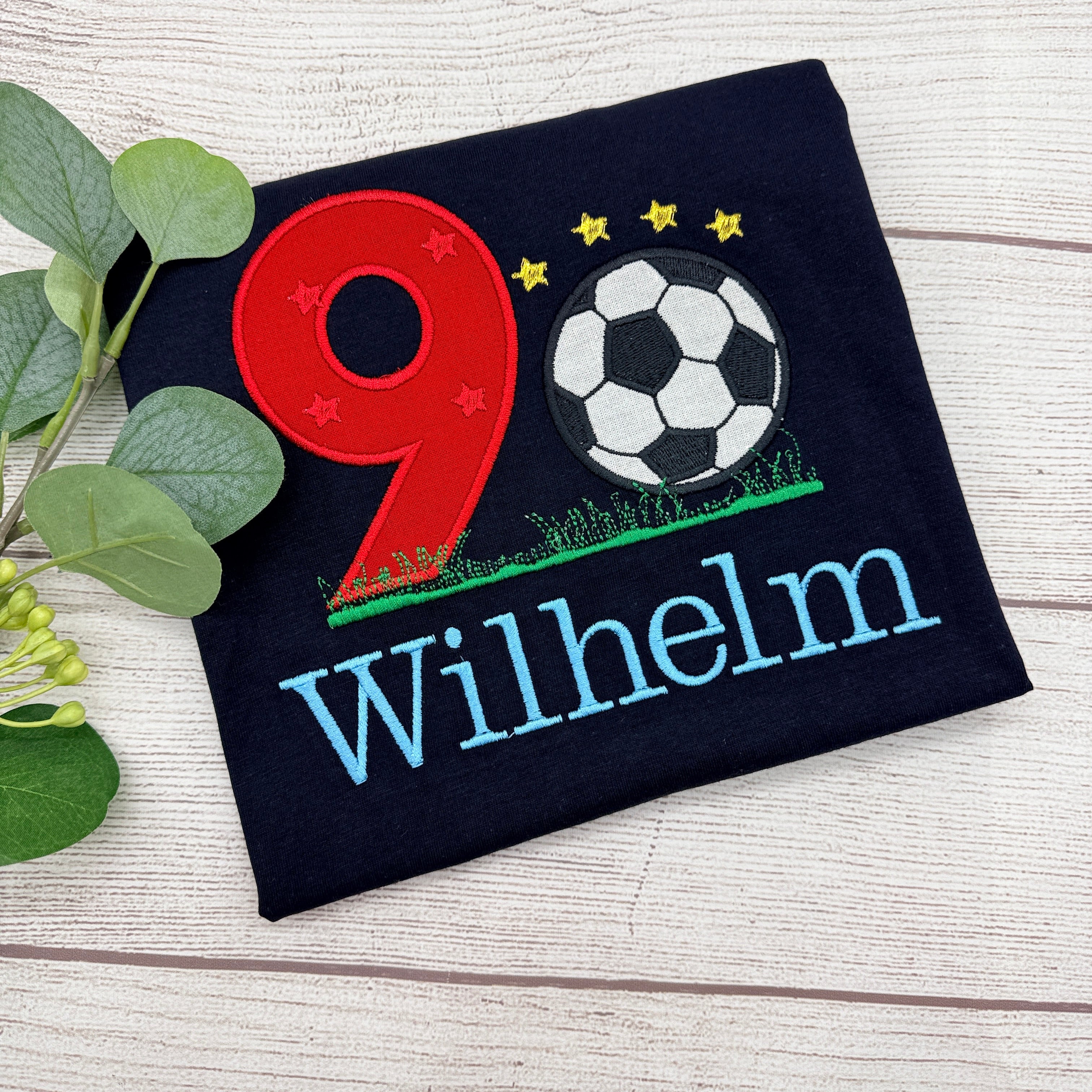 Fußball-Geburtstagsshirts für echte Fans: Individuell bestickt & unvergesslich
