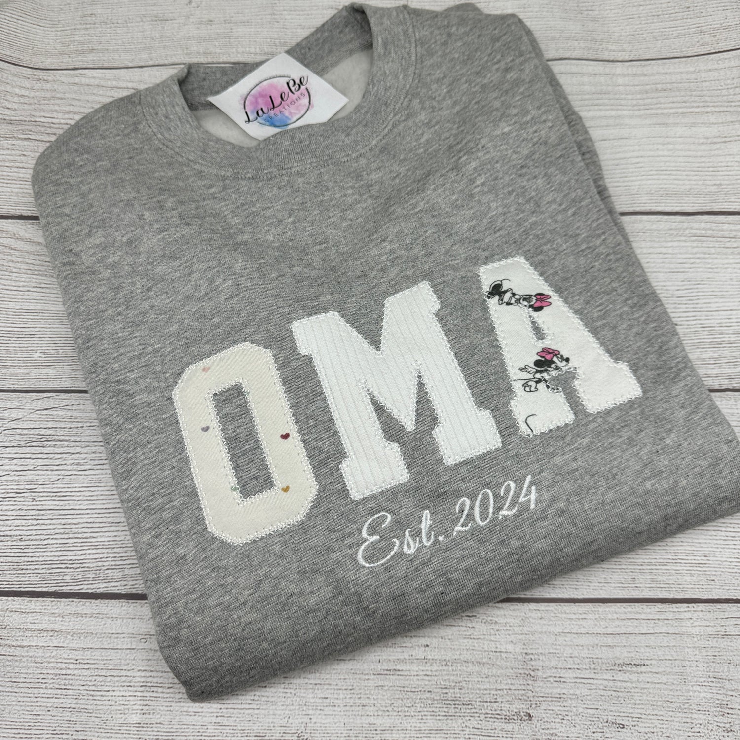 Personalisierte Oma Sweatshirts – Einzigartige Geschenke aus Erinnerungen - lalebecreations.de