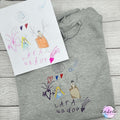 Besticktes Sweatshirt mit Kinderzeichnung / Grau Melange