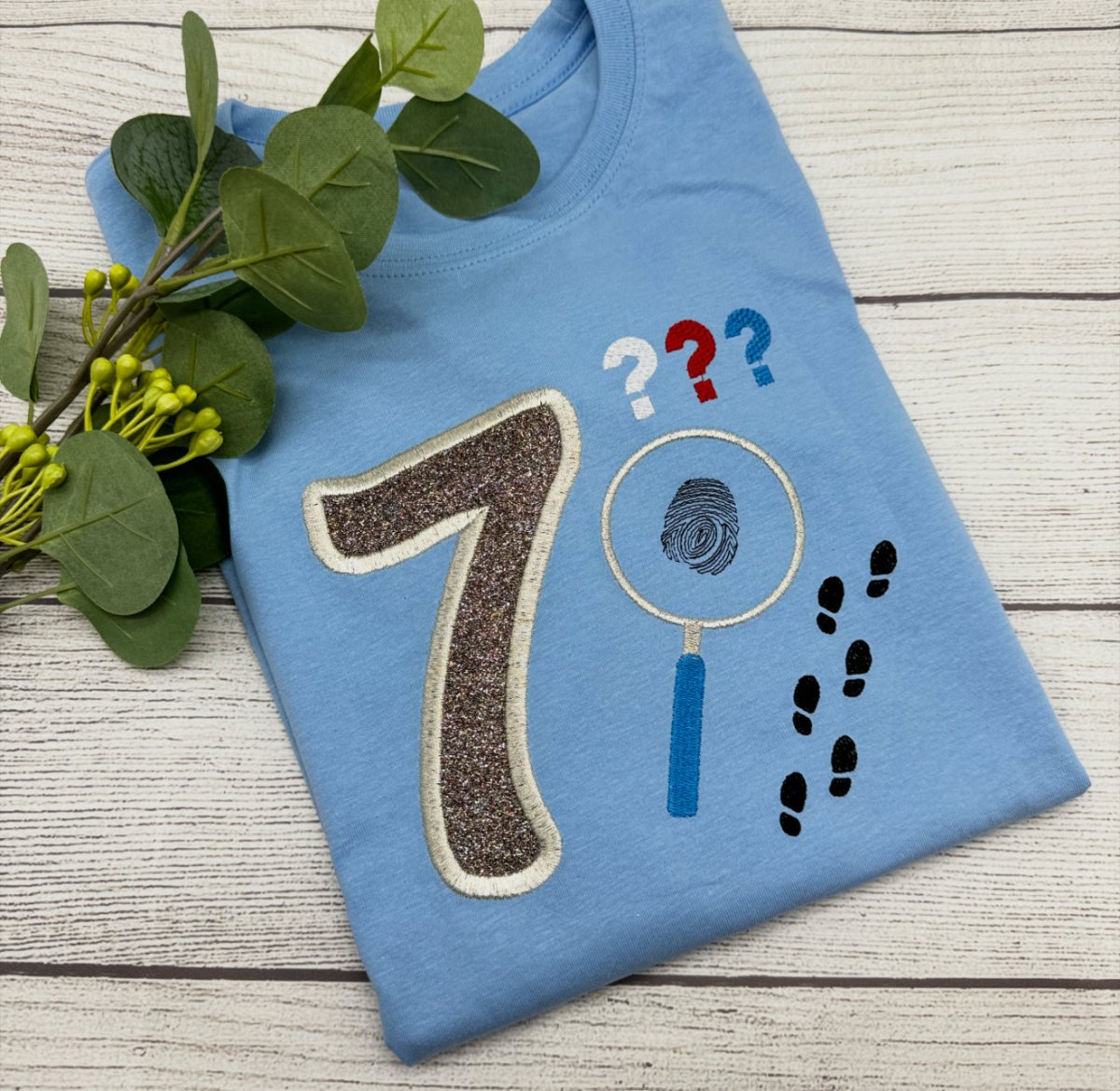 Detektiv Geburtstags-Shirt personalisiert mit Name und Alter