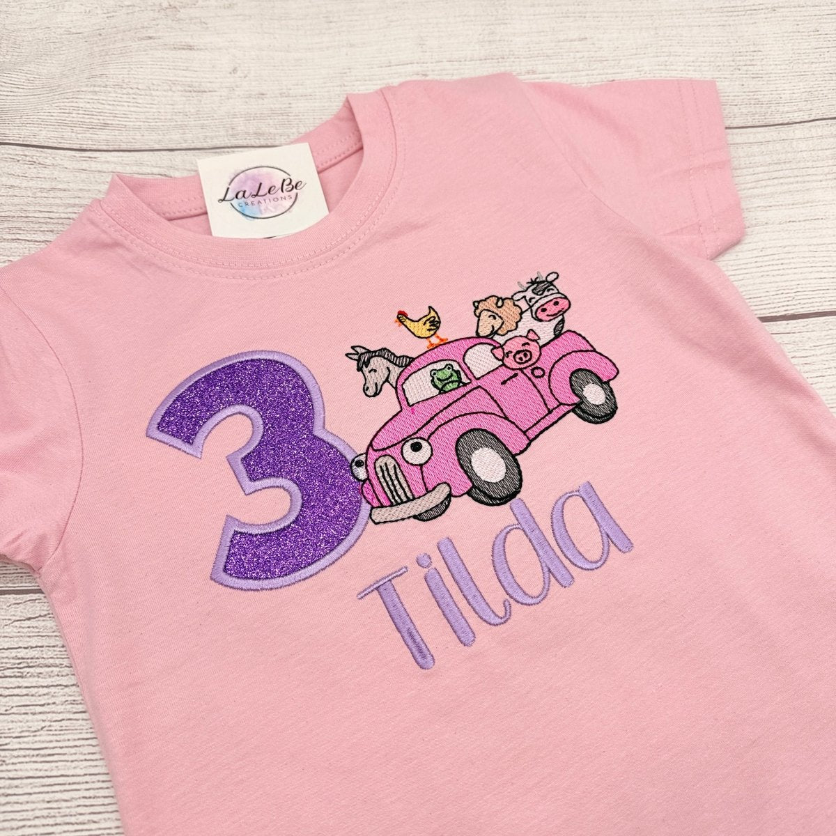 Personalisiertes Geburtstagsshirt Kinder Bauernhof bestickt mit Namen