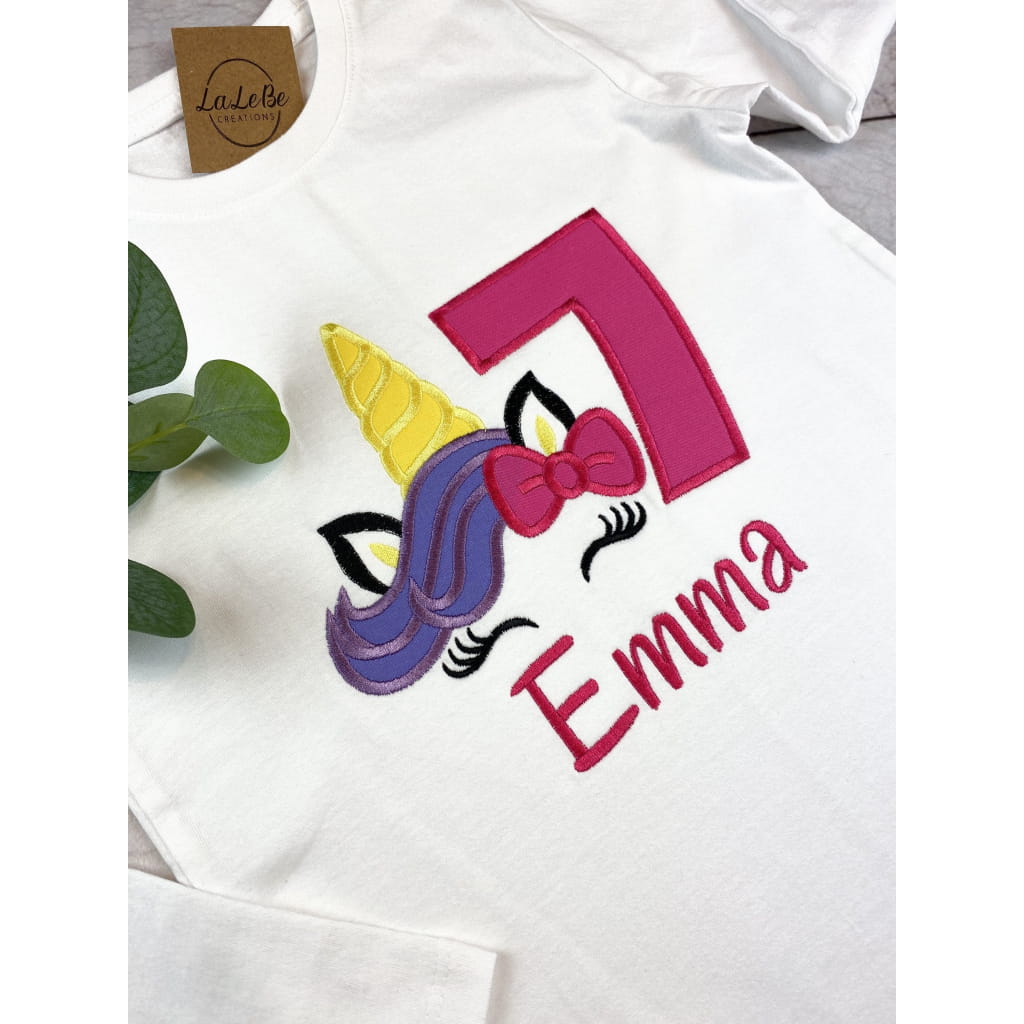 Bestickt Einhorn Shirt als Geburtstag outfit