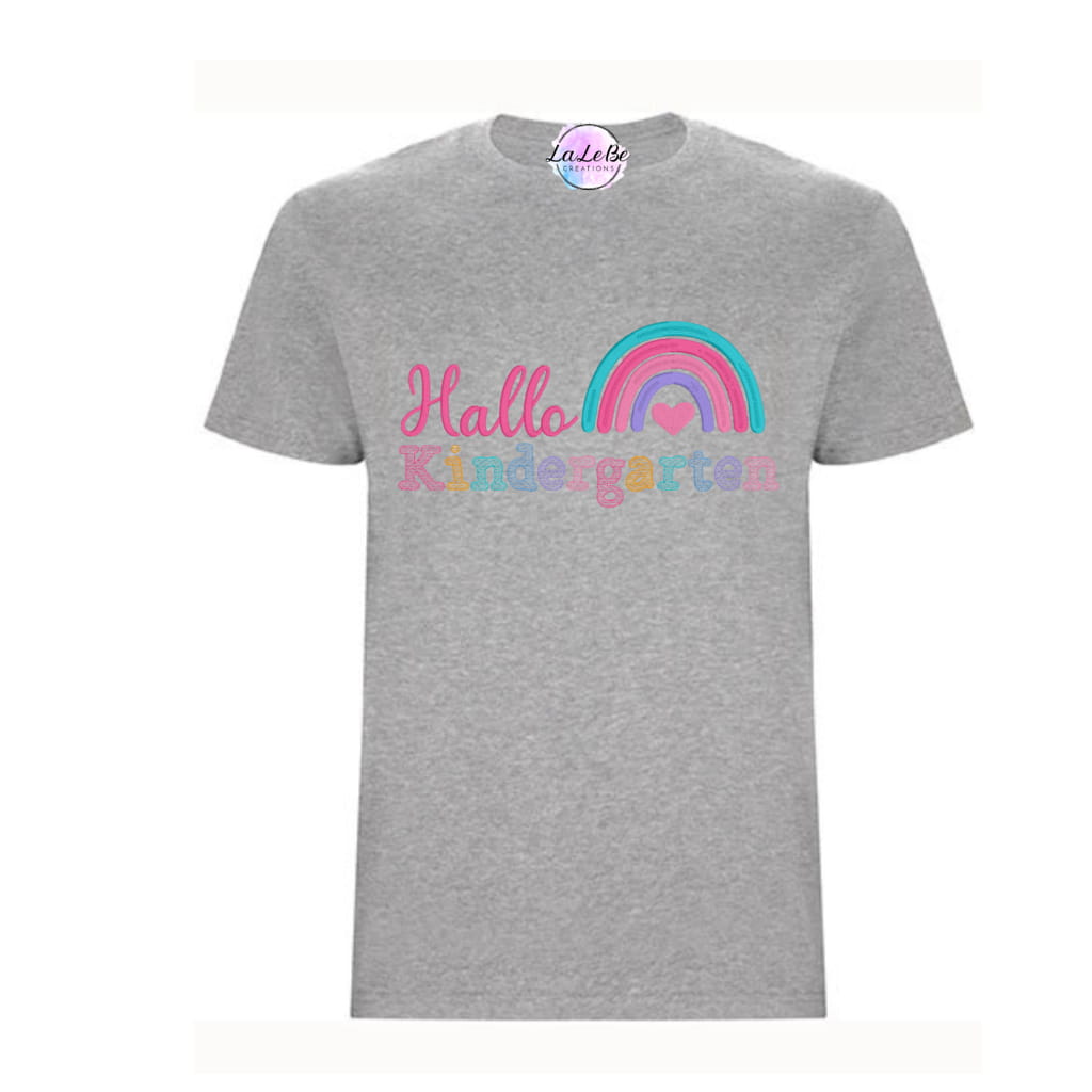 Besticktes Kinder T-Shirt für den ersten Kindergartentag - lalebecreations.de