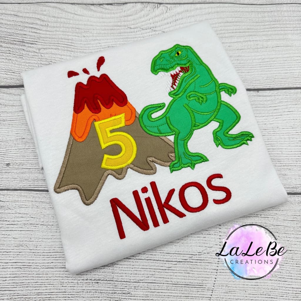 Dinosaurier T - Rex und Vulkan Geburtstagsshirt, Dino Geburtstagspullover mit Name und Zahl 1 2 3 4 5 6 7 8 9 - lalebecreations.de