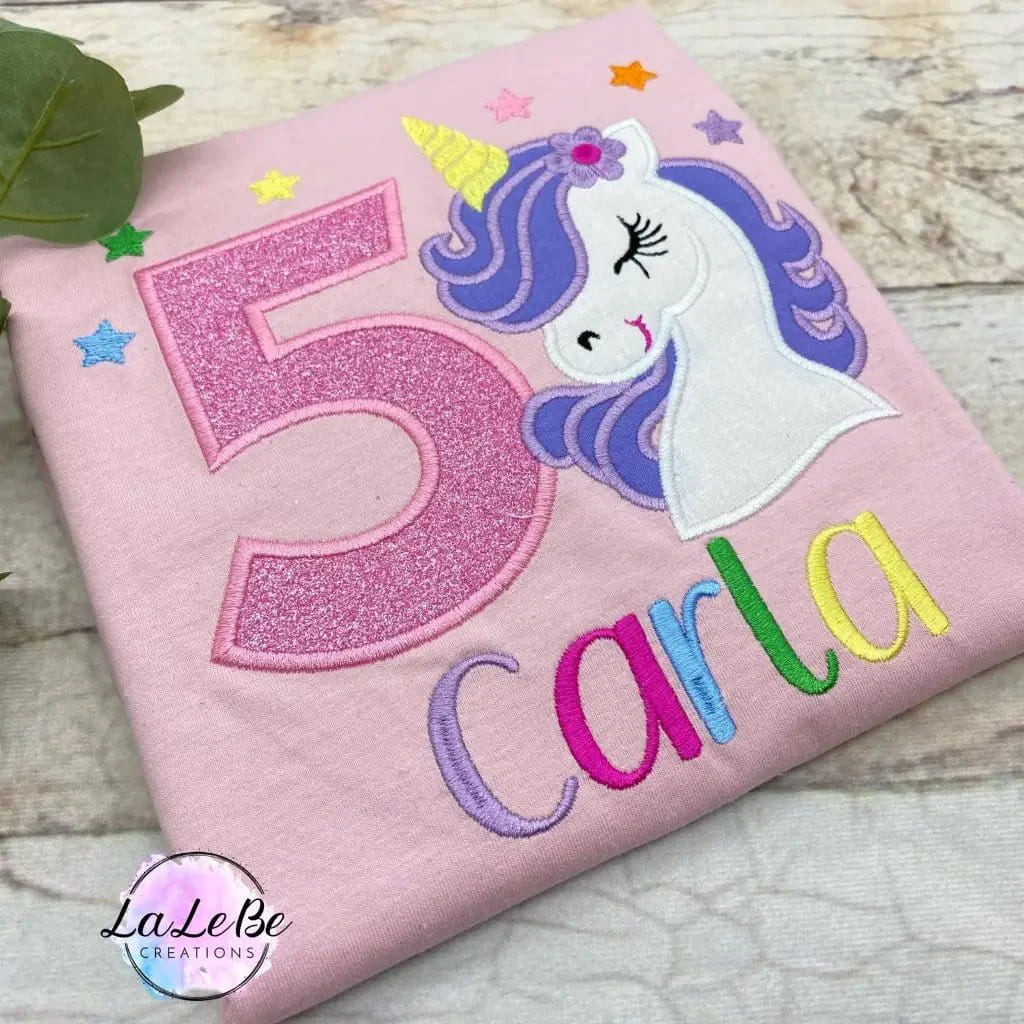 Einhorn Geburtstagsshirt mit Name Zahl und Glitzer - lalebecreations.de