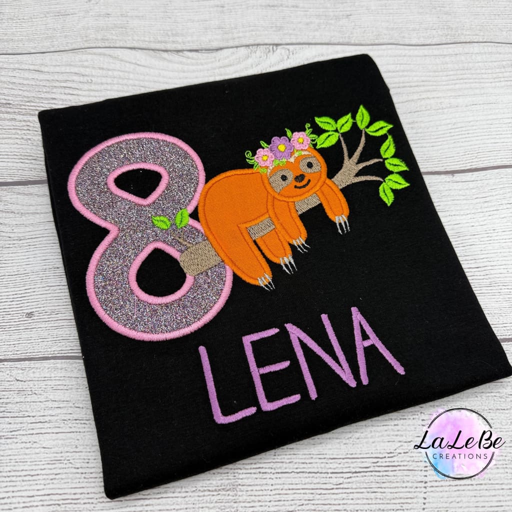 Faultier Geburtstagsshirt Mädchen | Blumenkrone | Name & Alter bestickt - lalebecreations.de