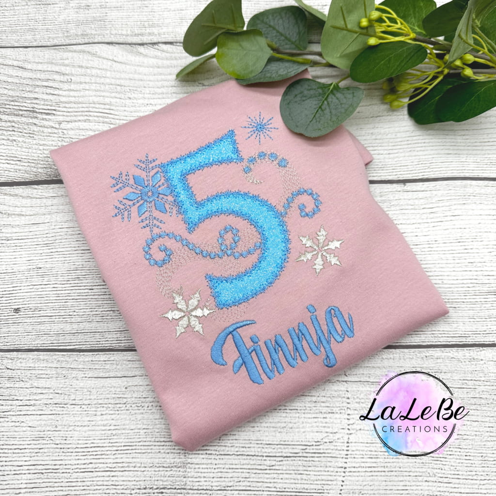 Geburtstags-Shirt mit Schneeflocken - lalebecreations.de