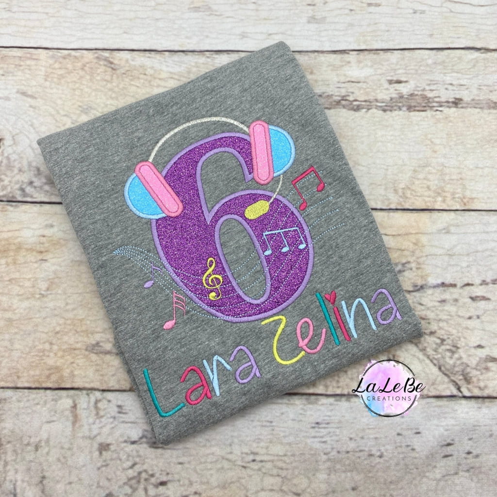 Geburtstagsshirt mit musikalischem Motiv