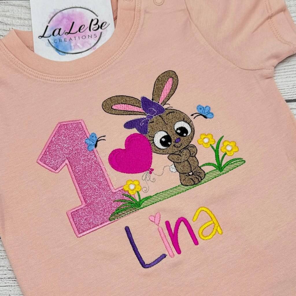 Hasen Geburtstagsshirt für Mädchen personalisiert mit Name
