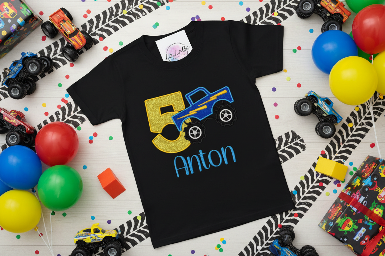 Personalisiertes Monster Truck Geburtstagsshirt für Jungen