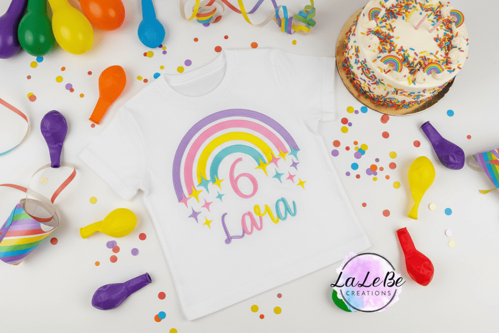 Personalisiertes Regenbogen Geburtstagsshirt für Kinder