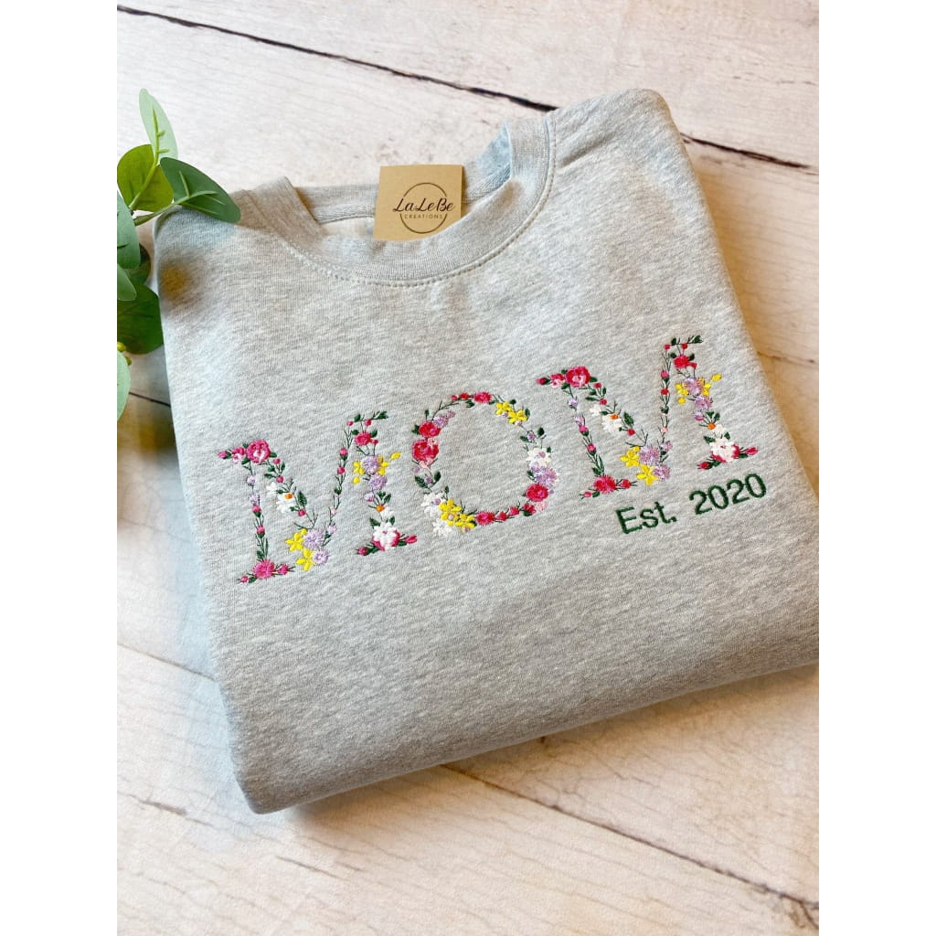 MAMA Sweatshirt personalisiert mit Geburtsjahrgang - lalebecreations.de