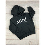 Mini Partnerlook Hoodie mit Name und Geburtsjahr - lalebecreations.de