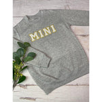 MINI Sweatshirt mit Geburtsjahr personalisierbar, Mama Mini Outfit - lalebecreations.de