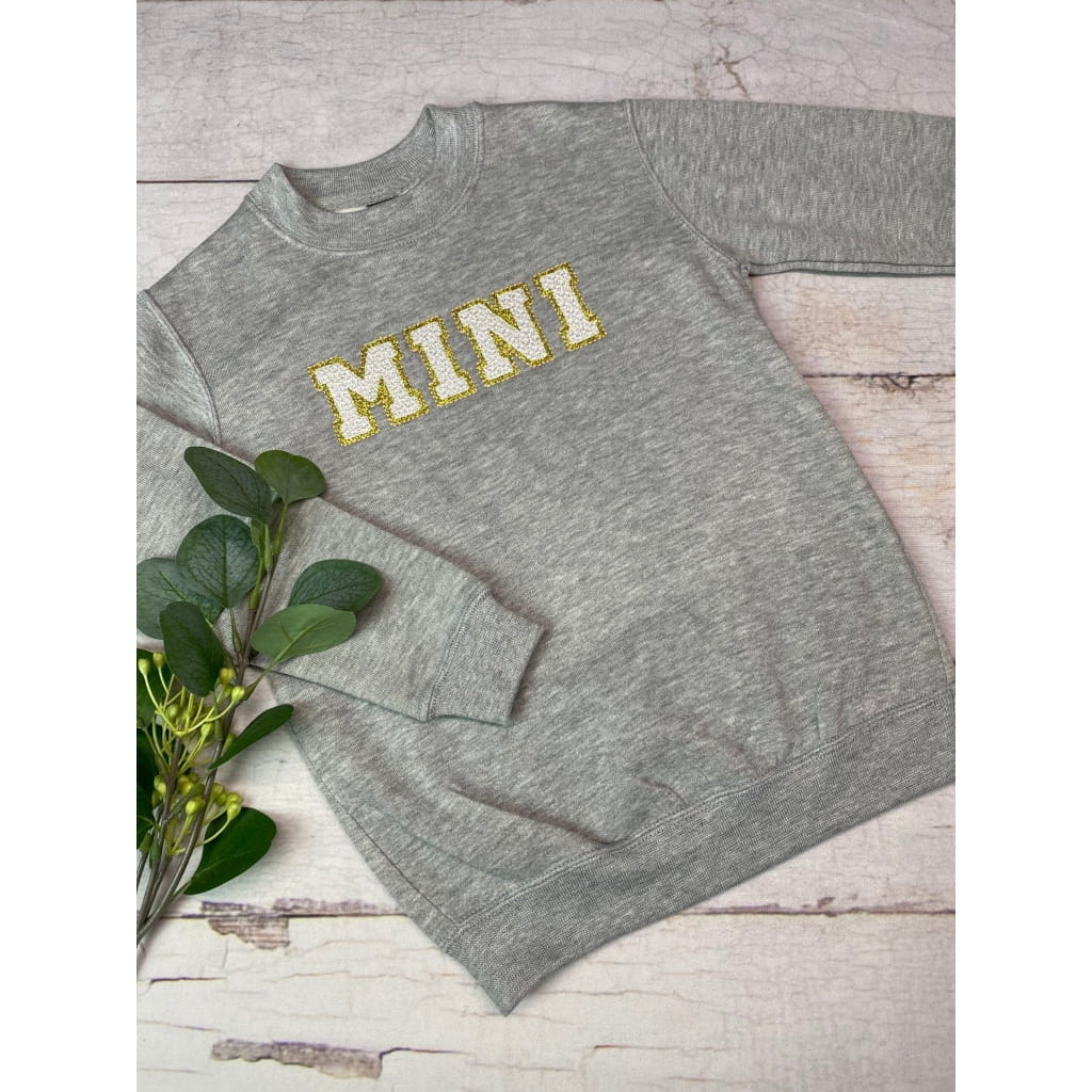 MINI Sweatshirt mit Geburtsjahr personalisierbar, Mama Mini Outfit - lalebecreations.de