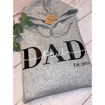 Personalisierbarer Hoodie mit Kindernamen für stolze Papas - lalebecreations.de