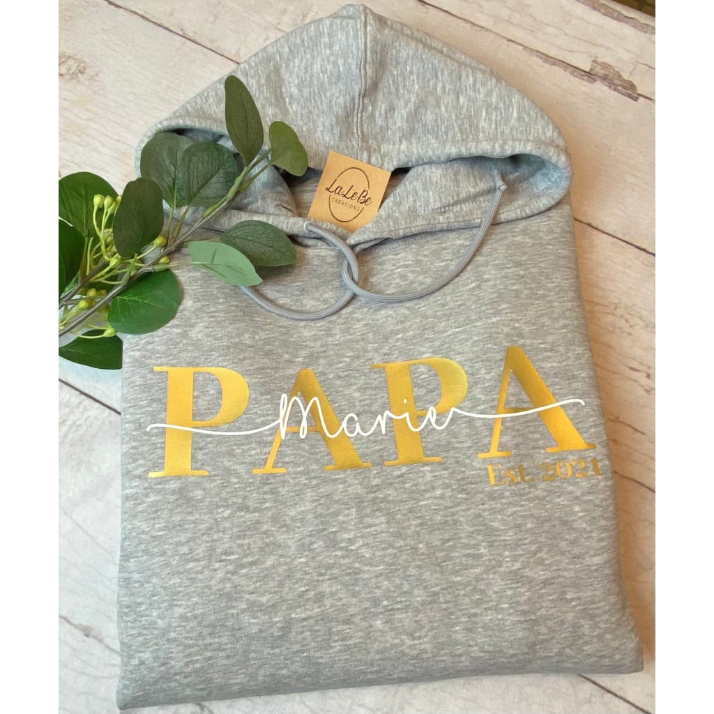 Personalisierbarer Hoodie mit Kindernamen für stolze Papas