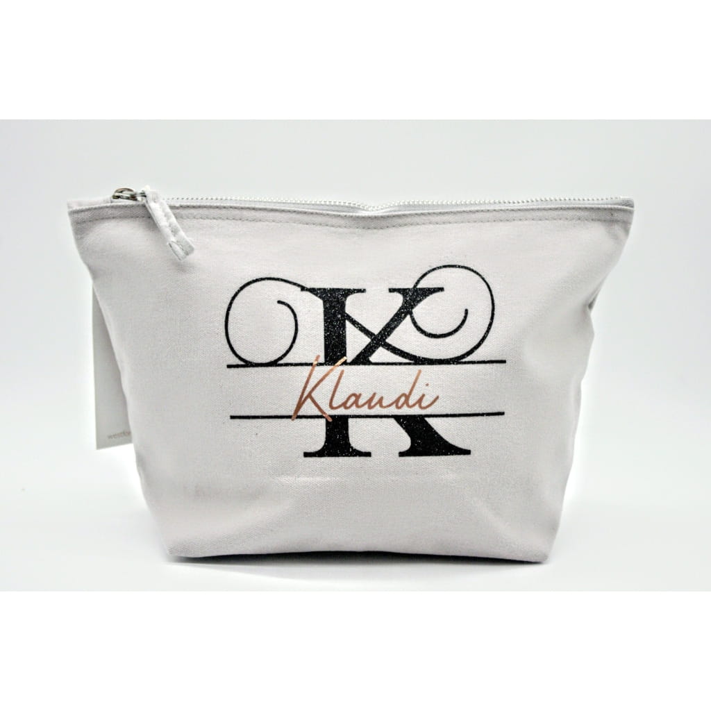 Personalisierte Kosmetiktasche für Mama und Oma - lalebecreations.de