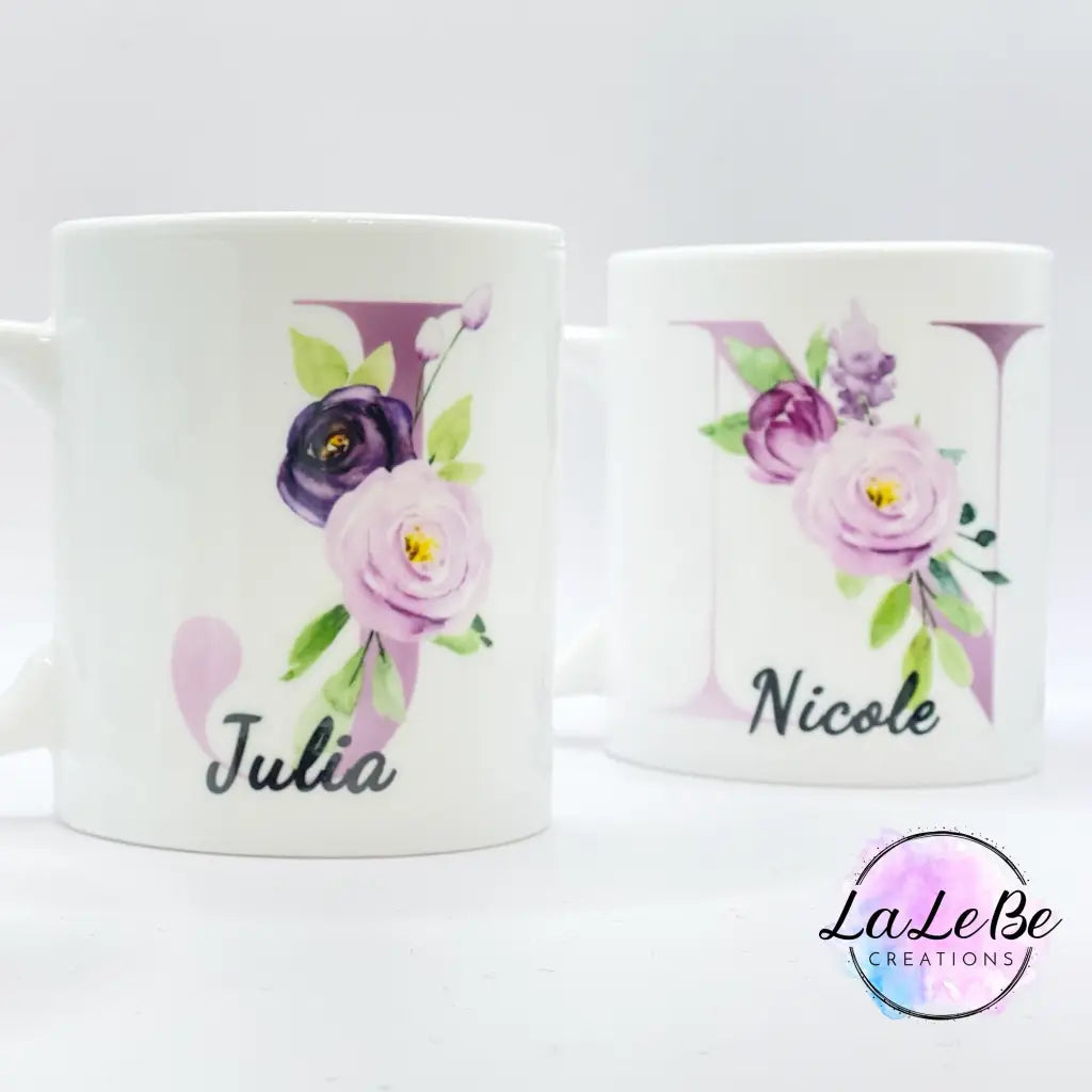 Personalisierte Tasse mit Blumenmotiv