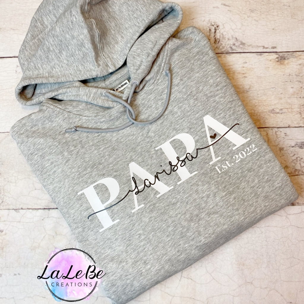 Personalisierter Papa Hoodie mit Kindernamen und Jahreszahl - lalebecreations.de