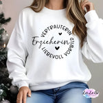 Personalisiertes Erzieherin Sweatshirt | Geschenk für Lehrerin & Erzieherin | Name & Farbe - lalebecreations.de
