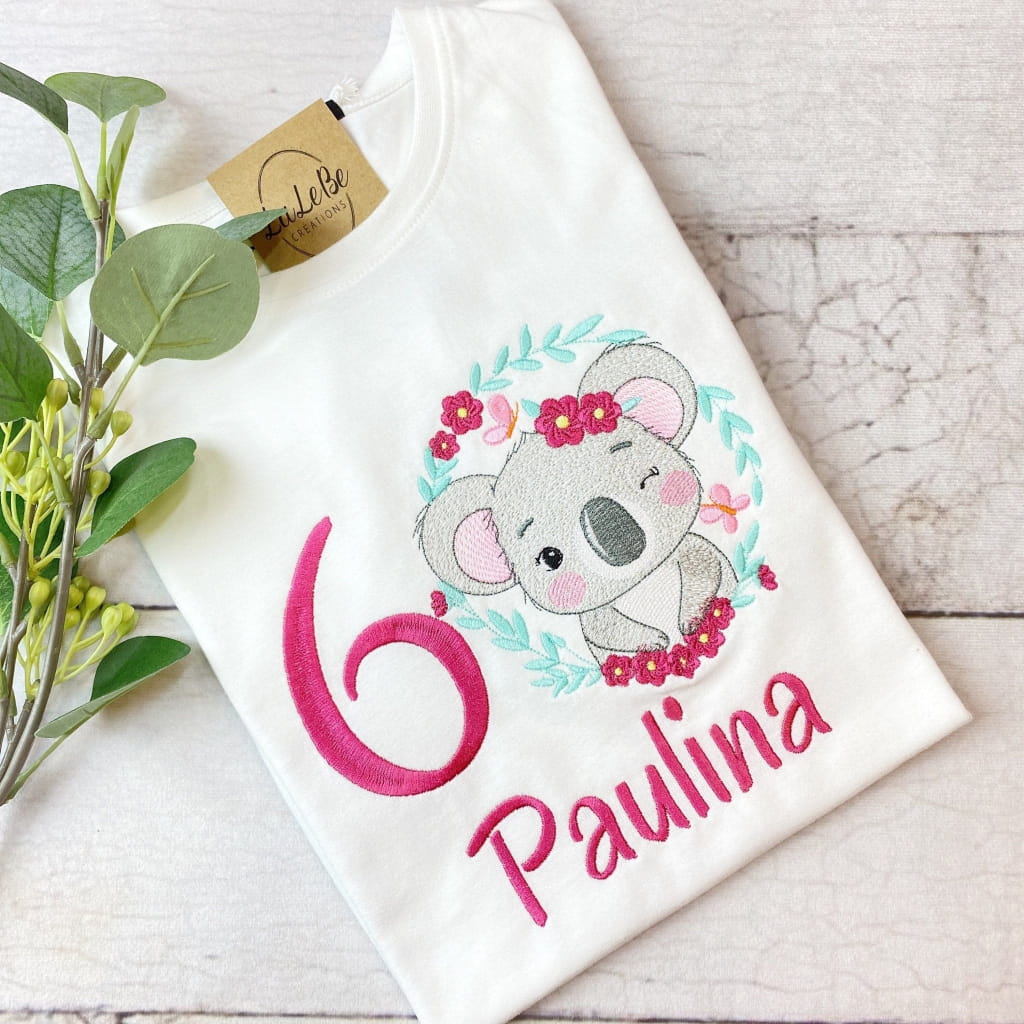 Personalisiertes Koala Geburtstags-Shirt für Mädchen mit Name und Zahl - lalebecreations.de