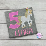 Personalisiertes Pferde Geburtstagsshirt mit Namen - lalebecreations.de