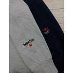 Sweatshirt für Hundeeltern mit Rassenmotiv und Namensbestickung